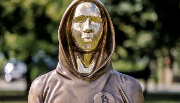 Statue de Satoshi Nakamoto ÃƒÂ  Prague
